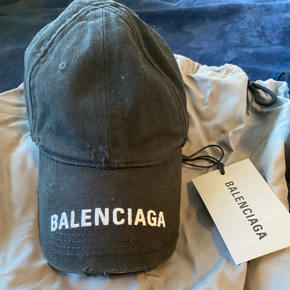 Balenciaga logo hat